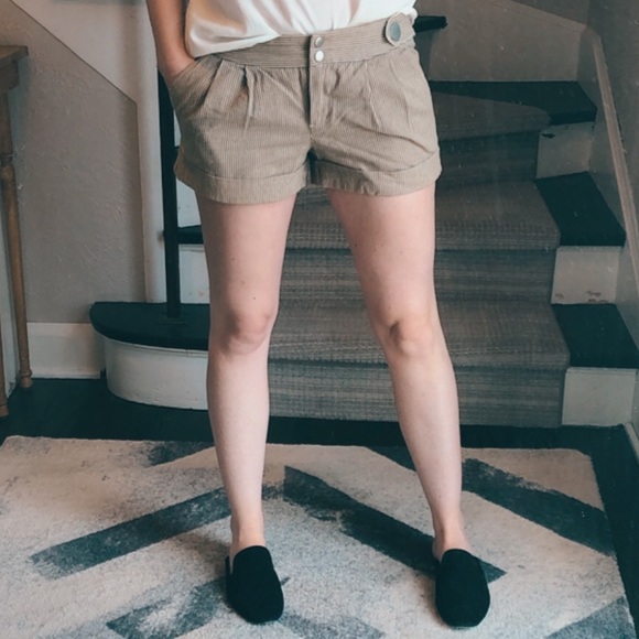 Kensie Shorts, Size 3 - Picture 1 of 6